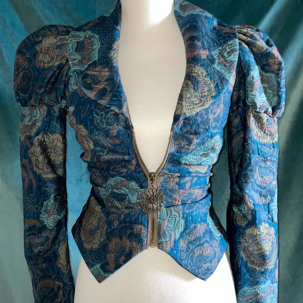 Cute Victorian maybe steam punk style crop jacket